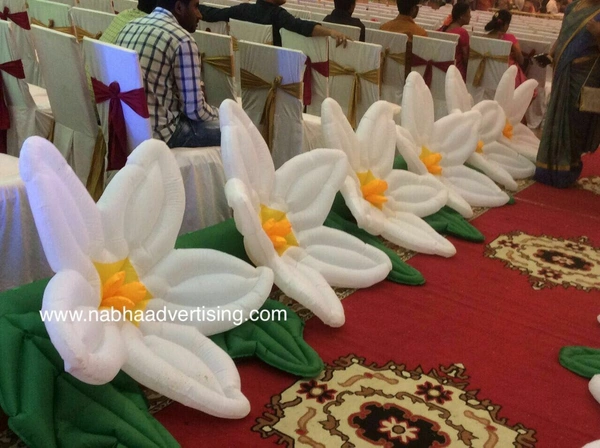 Flower Entry - 32ft