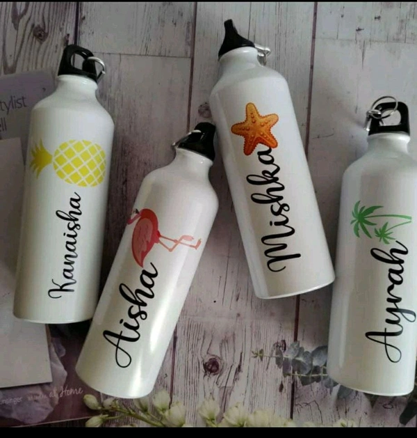 Nozzle Sipper Bottle  750 ml  Material - Aluminium - White