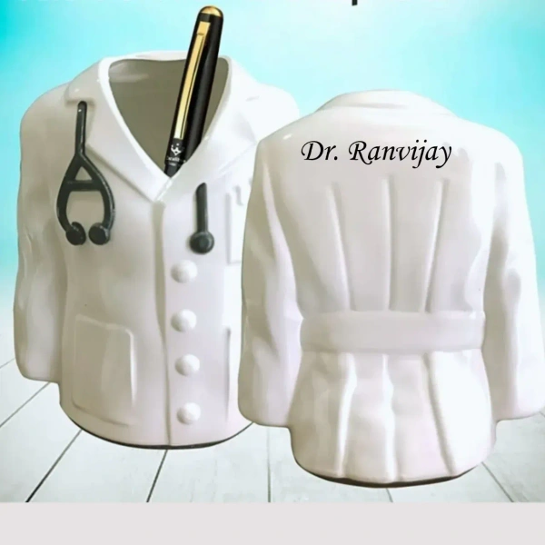 Doctor Coat Pen Stand - White