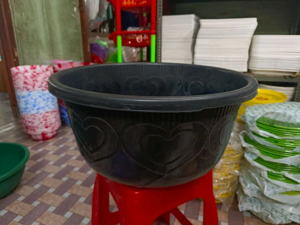 12pcs Black ashigi basin 30L Rs82 Per Pcs