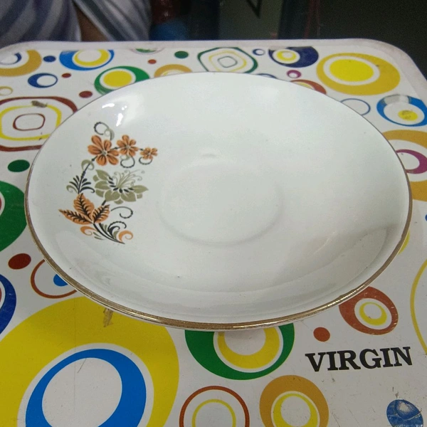 24pcs Ceramic plates 5inch Rs26 Per Pcs 