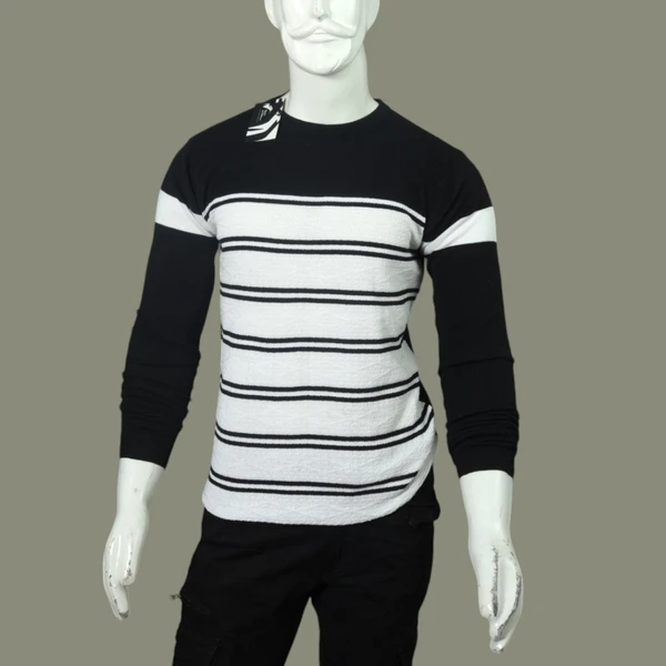 BLACKSANDWHITE T-Shirt Cum Sweatshirt: A Versatile Staple - M