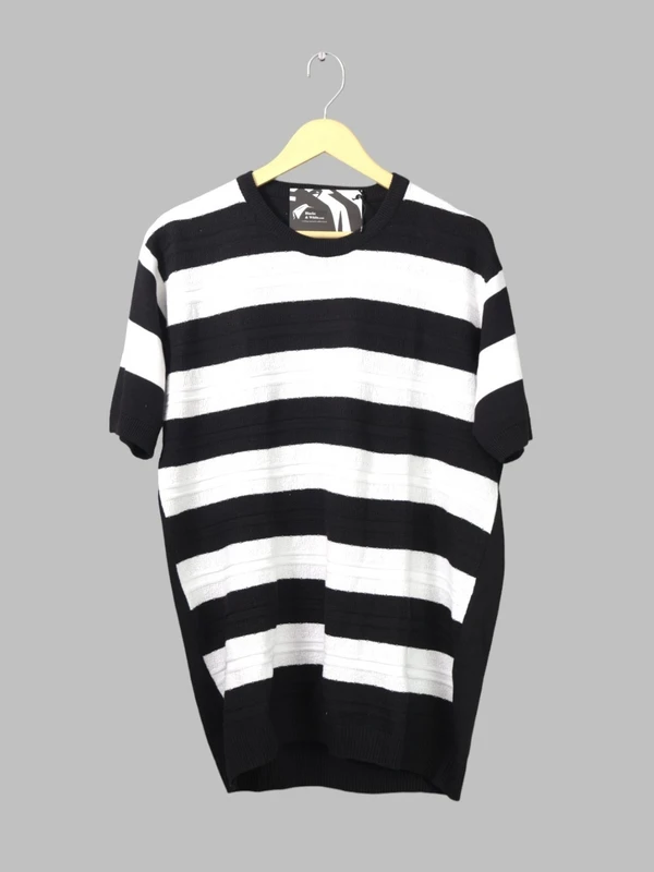 BLACKSANDWHITE Black and White Striped T-Shirt - M