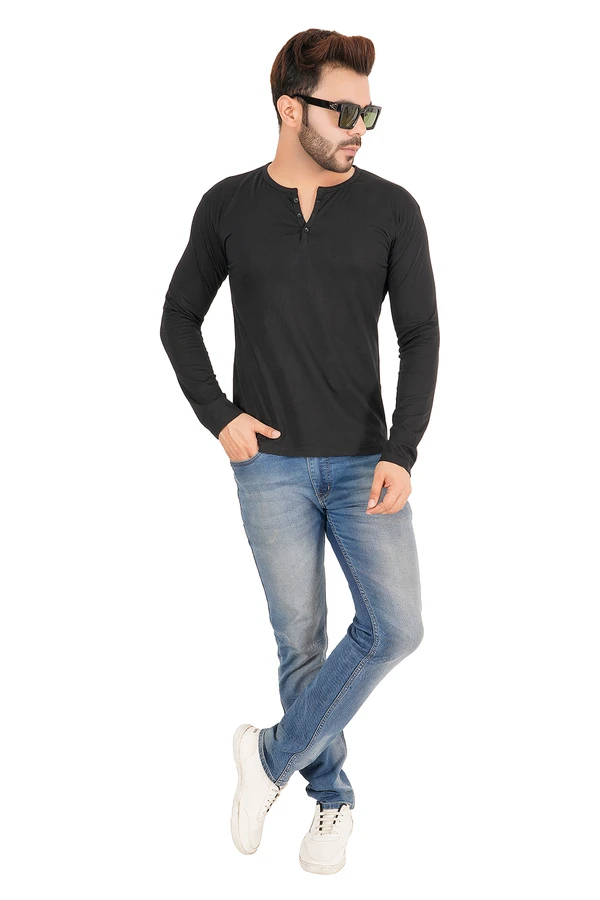 BLACKSANDWHITE Henely Style Black T-shirt - L