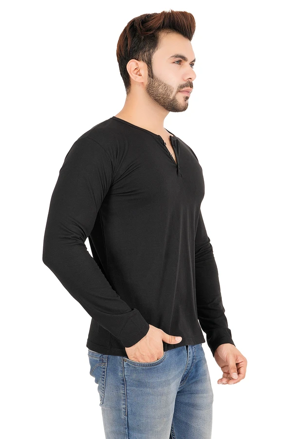 BLACKSANDWHITE Henely Style Black T-shirt - M