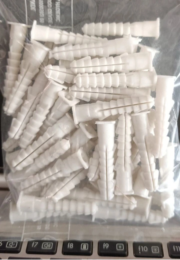 Wall Plug Gulli HD 1.5mm Pak Of 50pcs