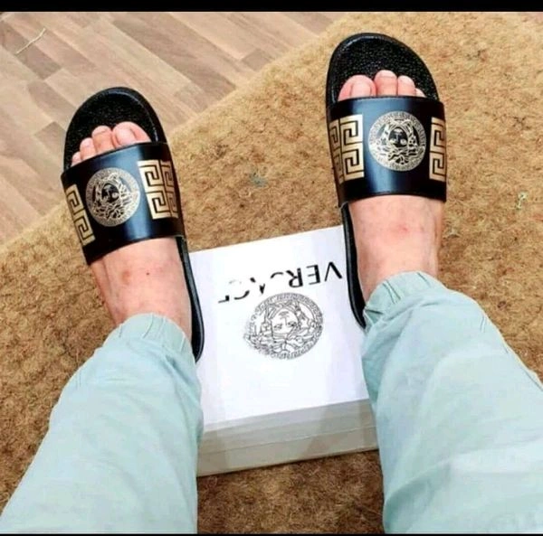 Comfortable & Stylish Flip-Flops For Men - 42-8