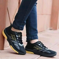 Relaxed Attractive Men Casual Shoes - 9, Dorado