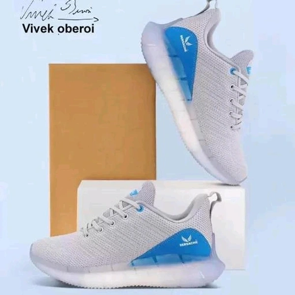 Relaxed Fashionable Men Sports Shoes - White, 7