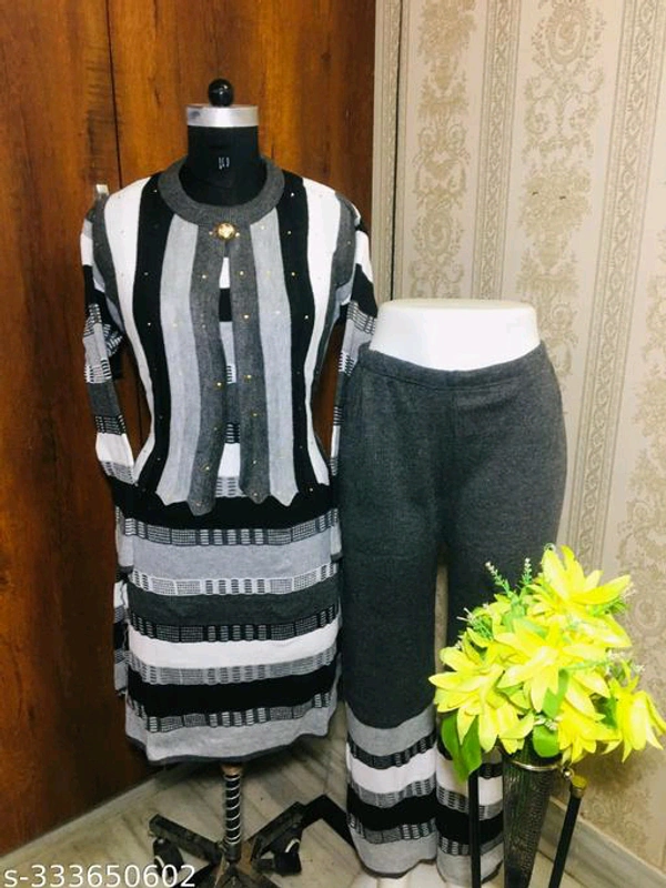 Aagam Sensational Women Woolen Kurta Sets - L