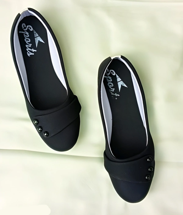 Trending Women Juttis & Mojaris for Winter Season - 4