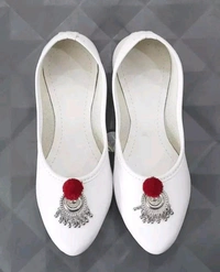 Women Trending Fashionate Juttis & Mojaris - 9