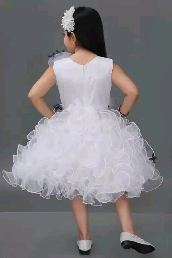 Girls Trending Stylis Frocks & Dresses - 0 Months To 7 Years
