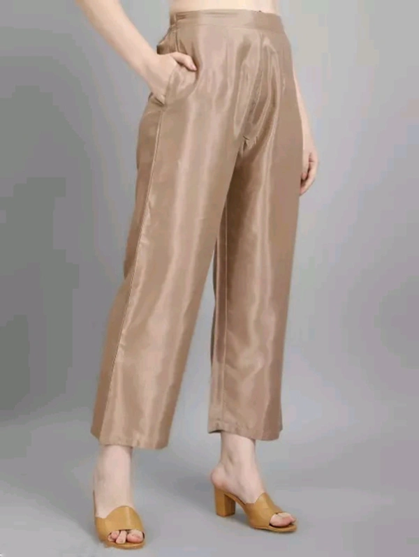 Myra Pretty Women Trending & Stylish Kurta Sets - S