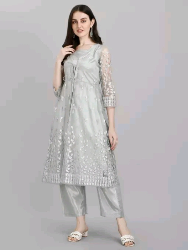 Myra Pretty Women Trending & Stylish Kurta Sets - L