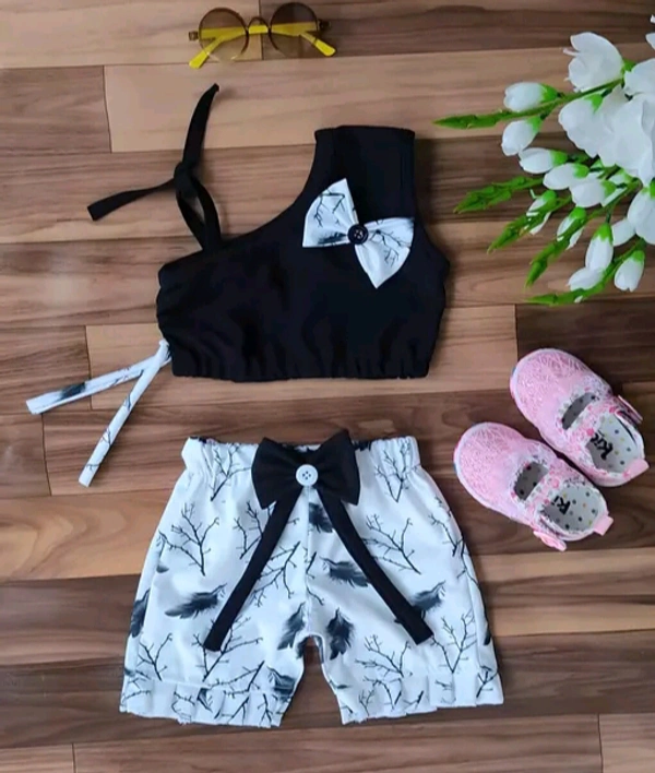 Agile Stylish Girls Top & Bottom Sets - 0 Months To 7 Years