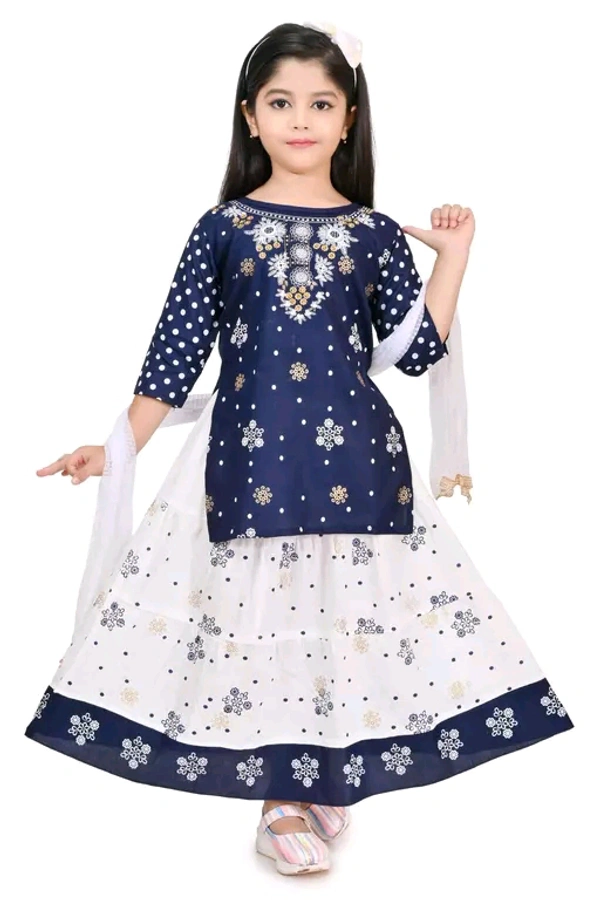 Girls Trending Graceful Kurta Sets - 3 Years To 11 Years