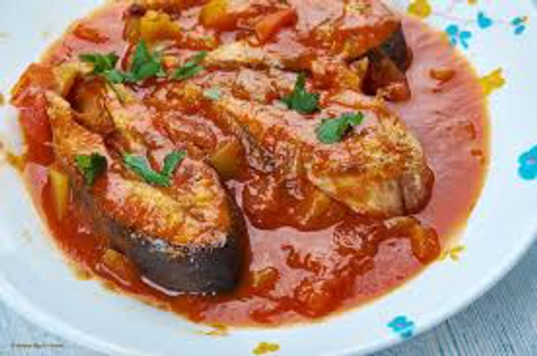 FISH CURRY  - Half Plate