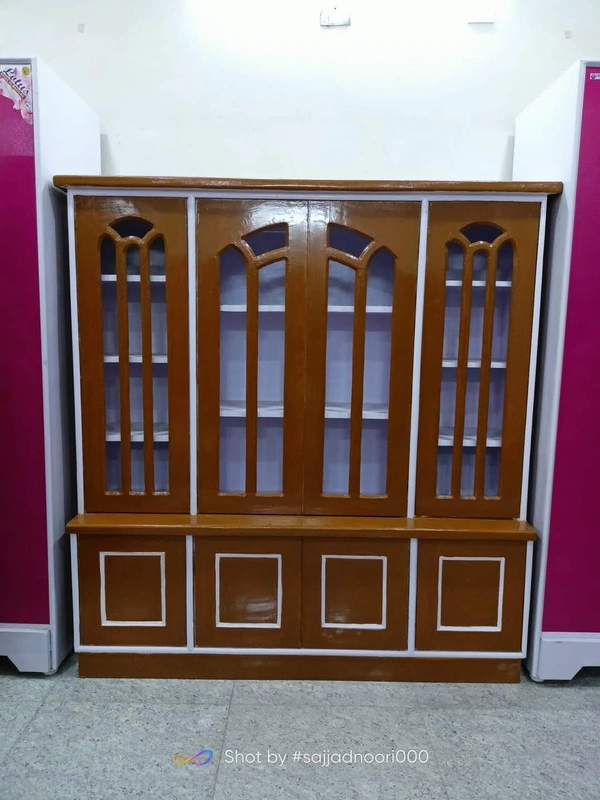 Plyboard Showcase Golden brow Color  - Brown, Standard