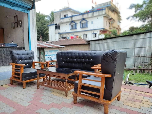 5 Seater Safari Sofa Set With Wooden Tea Table - Black, Standard