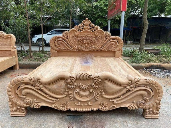 Maharaja Model Teak Wood Bed With Box - King Size, Teak