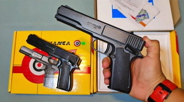 Blanca Pistol 
