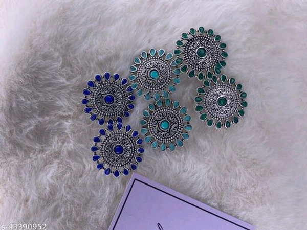 3 pair Studs - multi, yes