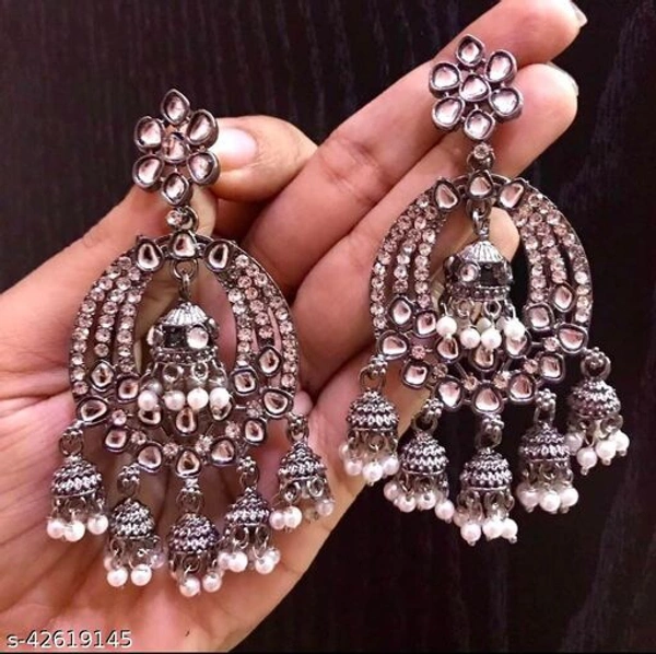 Latest Kundan Earrings Jumkis - silver, free