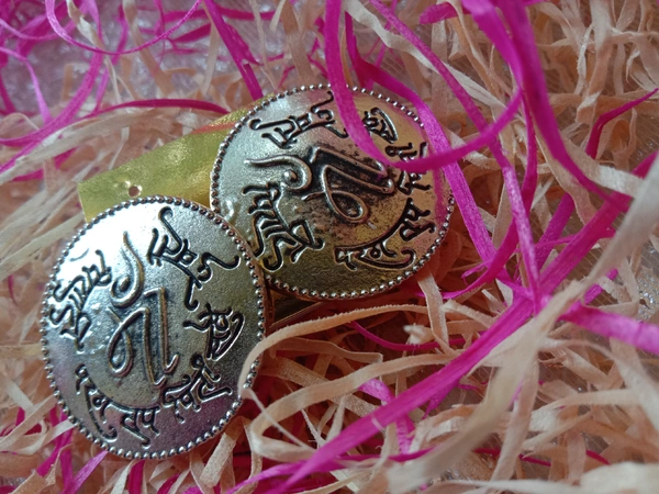 Maa Incaved Studs - silver , free