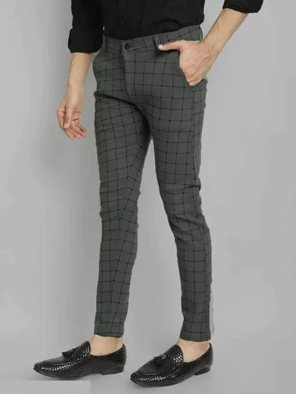 Xenor Men's Checked Grey Trousers Mo - 34