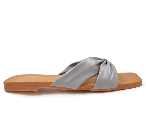 Elite Women Flats 0.5 Mo - IND-7