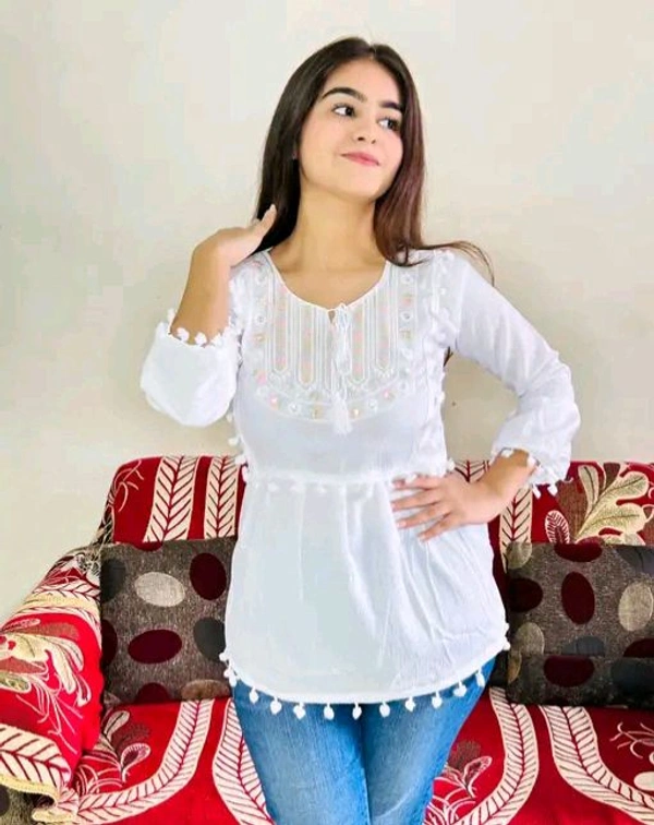 Fancy Partywear Women Tops & Tunics Mo - M