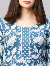 Trendy Attractive Women Kurta Sets Mo 01 - M