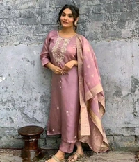 Aishani Superior Women Kurta Sets Mo 0.1 - XXL