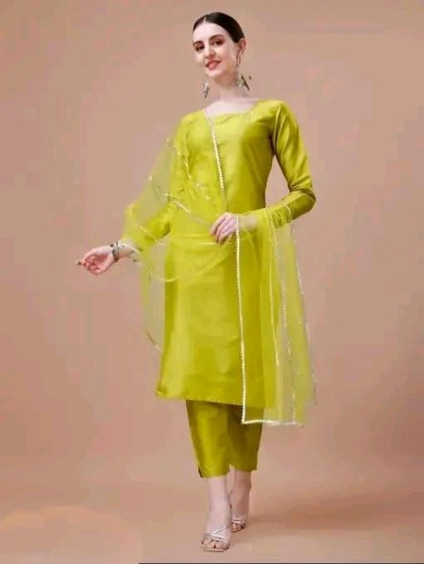 Kashvi Petite Women Kurta Sets - XL
