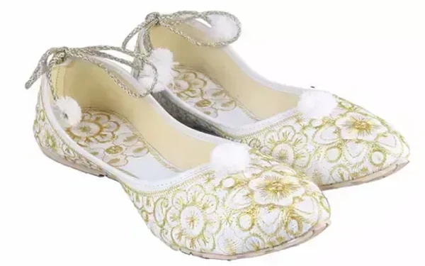 Attractive Women's White Juttis Mo - IND-6