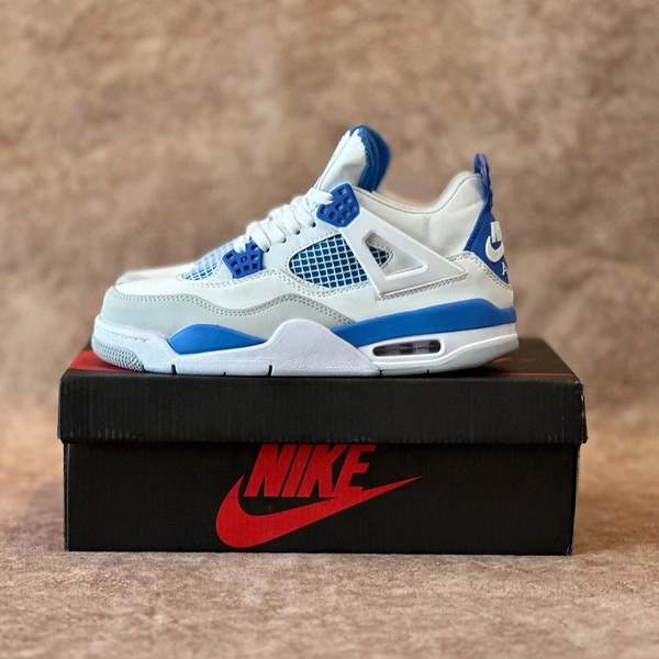 Jordan Retro 4 (White & Blue) - 7
