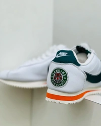 Nike Cortez  - 10