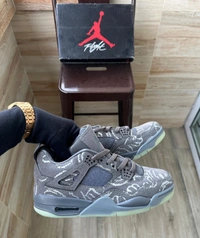 Jordan Retro 4 (Kaws Grey) - 8