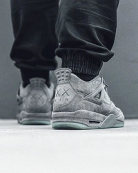 Jordan Retro 4 (Kaws Grey) - 8