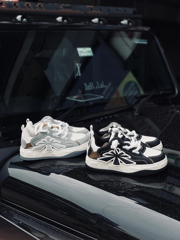 Imported Shoes  - Mercury, 8