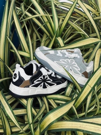 Imported Shoes  - Mercury, 8