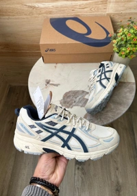 Asics Gel Venture 6 - 8