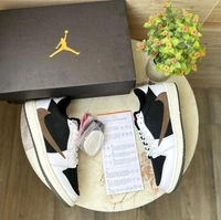 Nike Air Jordan Retro 1 Travis Scott - 6