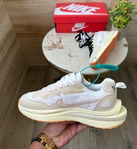 Nike x Sacai Vaporwaffle - 6
