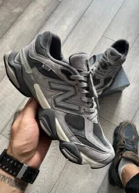 New Balance 9060 - Euro 44
