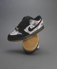 Nike SB Dunk Supreme World Famous  - 43