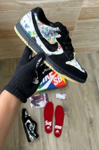 Nike SB Dunk Supreme World Famous  - 44