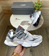 New Balance 9060 - Euro 44