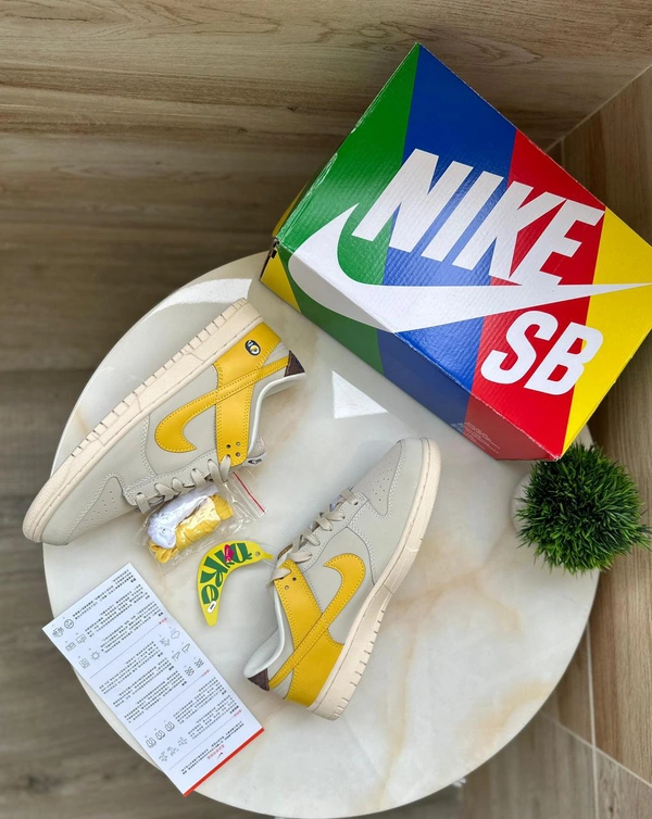 Nike Sb Dunk Banana Shake - 9